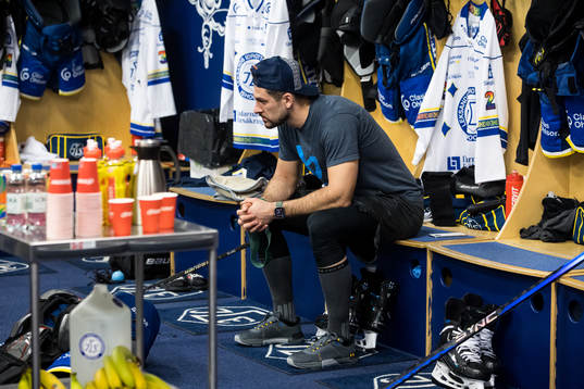 Leksands Marek Hrivik innan ishockeymatchen i SHL mellan