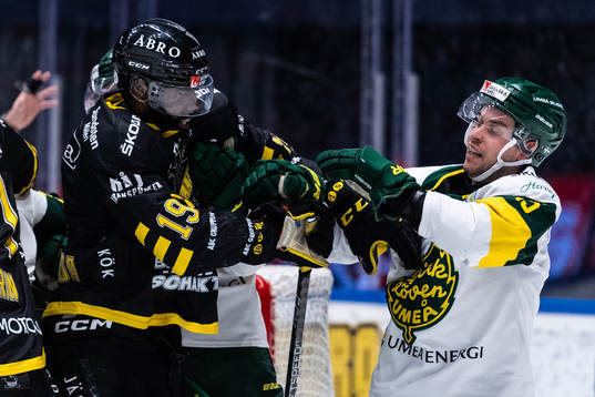 AIKs Daniel Muzito-Bagenda och Björklövens Mattias