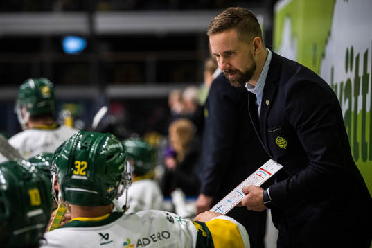 Björklövens tränare Viktor Stråhle