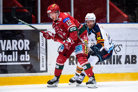 Modos Oscar Pettersson och Djurgårdens Nicklas Danielsson