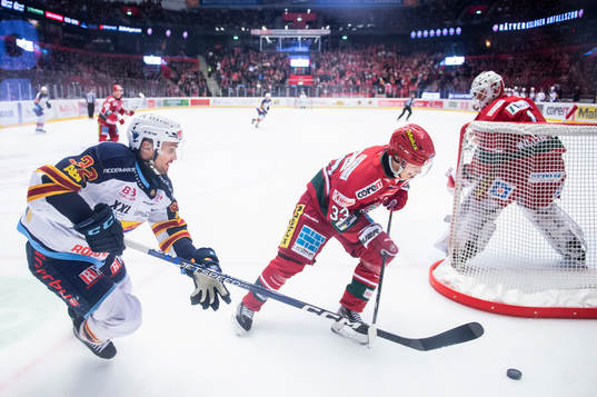 Djurgårdens Marcus Krüger och Modos Daniel Mannberg