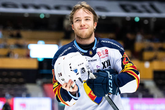 Djurgårdens Emil Berglund jublar