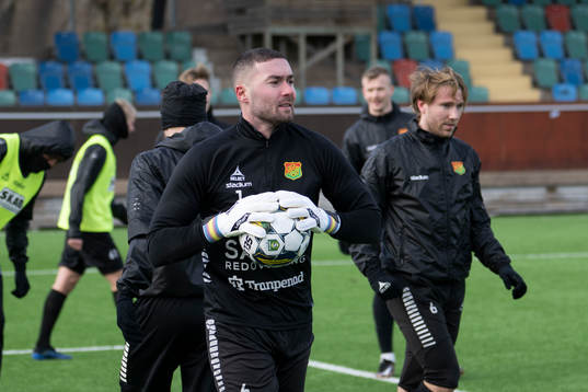 Målvakt Mergim Krasniqi