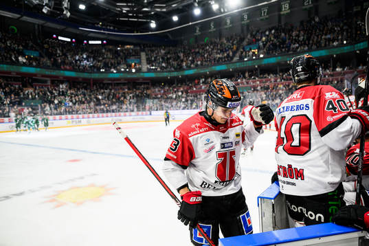 Örebros Oliver Eklind deppar
