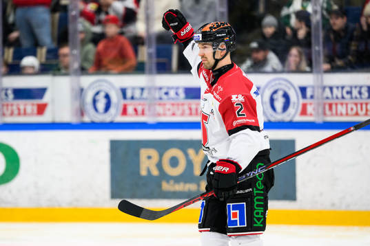Örebros Rasmus Rissanen jublar