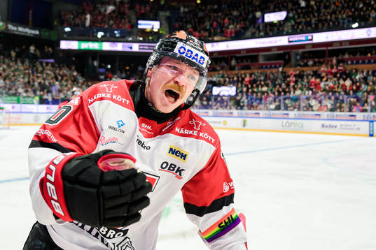 Örebros Rihards Marenis jublar