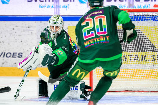 Färjestads målvakt Matthew Tomkins
