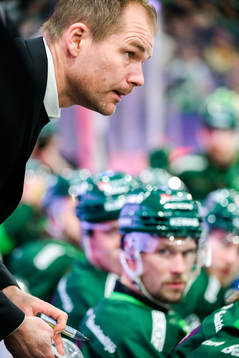 Färjestads huvudtränare Tomas Mitell