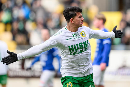Hammarbys Jusef Erabi jublar