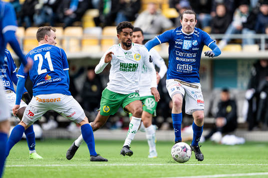 Hammarbys Tesfaldet Tekie och Norrbys Nino Osmanagic