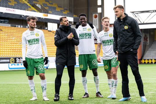 Hammarbys Nathaniel Adjei jublar
