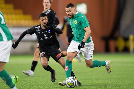 Jönköpings Södras Malkolm Moenza och Halmstads Amir