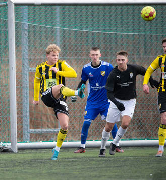 IFK Hässleholms Elmar Lindqvist i träningsmatchen mellan