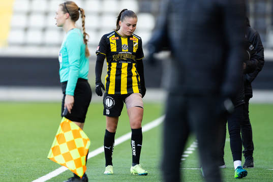 Häckens Hanna Wijk tvingas byta