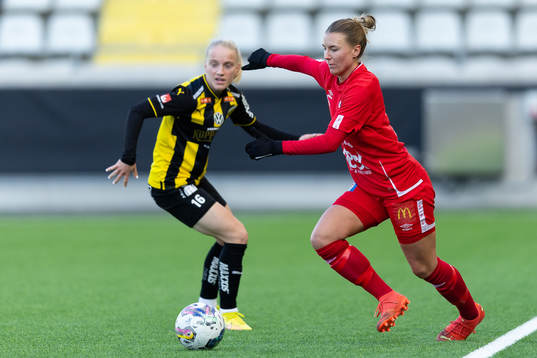 Häckens Anna Sandberg och Örebros Louise Lillbäck