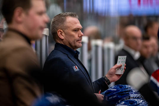 Oskarshamns assisterande tränare Mikael Holmqvist
