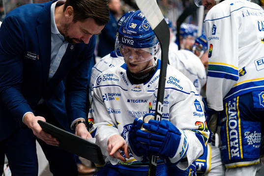 Leksands assisterande tränare Pär Styf och Olle Alsing