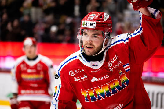 Timrås Magnus Pääjärvi jublar