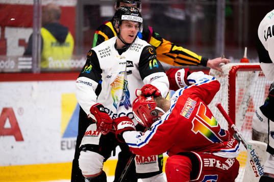 Malmö Redhawks Carl-Johan Lerby och Timrås Panu Mieho