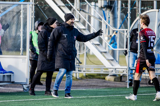 Trollhättans tränare Mak Lind