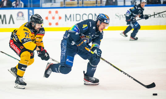 Luleås Linus Fröberg och Växjös Ludvig Nilsson