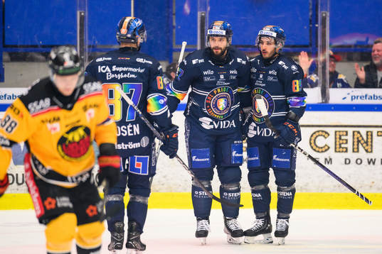 Växjös Tobias Rieder jublar efetr 2-0