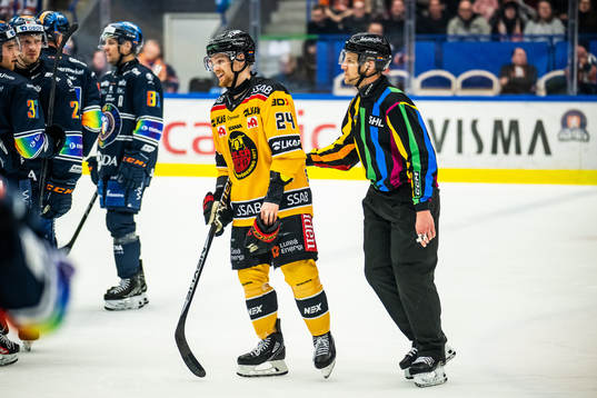 Luleås Brendan Shinnimin tilldöms matchstraff
