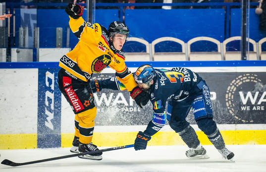 Luleås Olli Nikupeteri och Växjös Lukas Bengtsson