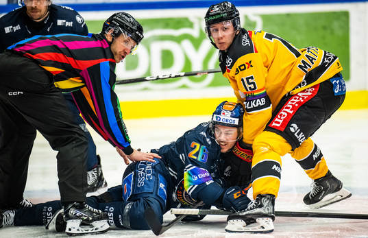 Växjös Joel Kellman och Luleås Carl Mattsson
