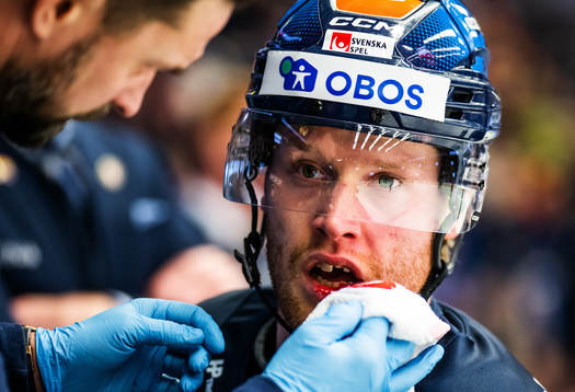 Växjös Ludvig Claesson blöder