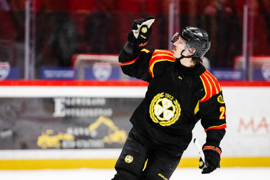 Brynäs Hannes Björninen jublar
