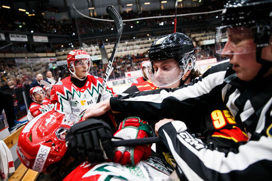 Frölundas Jere Innala och Brynäs Nick Olesen