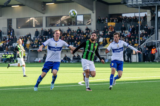 IFK Göteborgs Adam Carlén och Emil Salomonsson samt GAISs