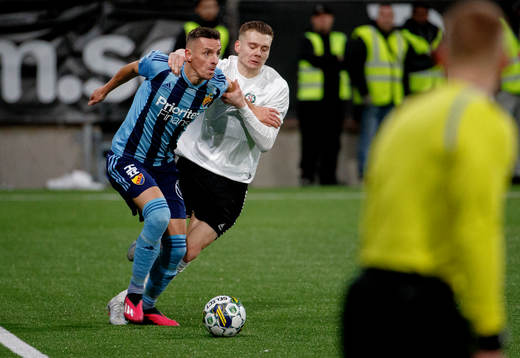 Djurgårdens Haris Radetinac och Örebros Jake Larsson