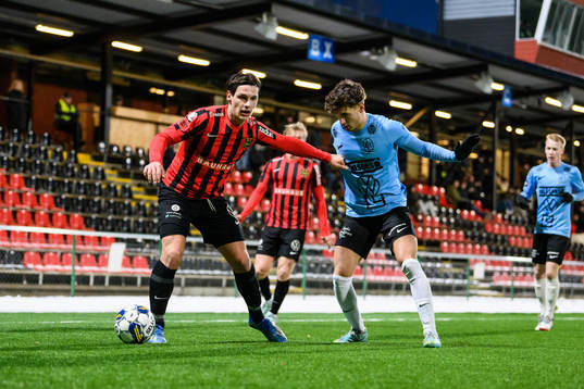 Brommapojkarnas Kevin Ackermann och Landskronas David