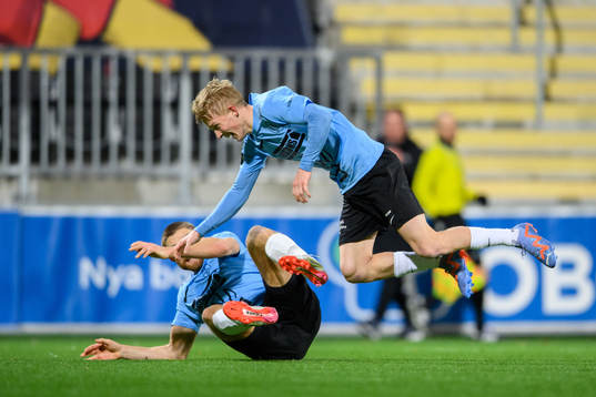 Landskronas Melker Widell jublar med Erik Hedenquist
