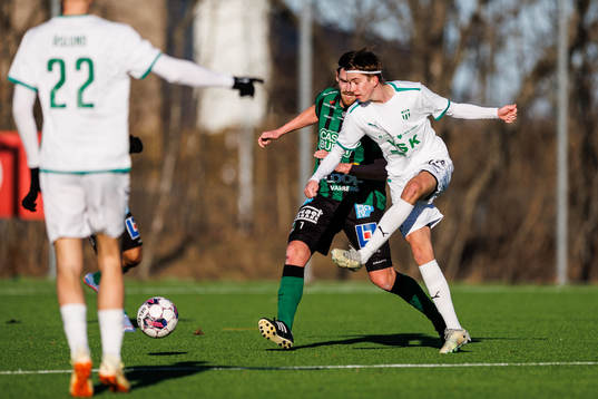 Västerås SKs Max Larsson och Varbergs Robin Tranberg