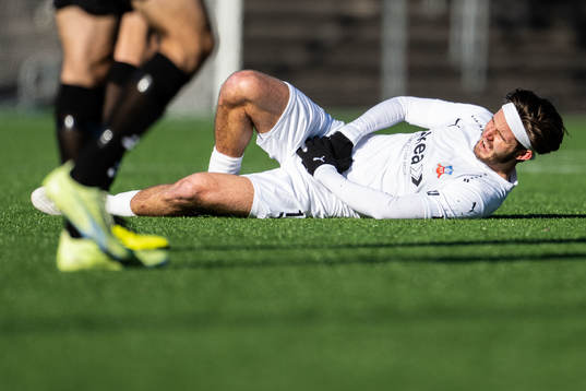 Helsingborgs Wilhelm Loeper har ont