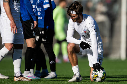 Helsingborgs Wilhelm Loeper deppar