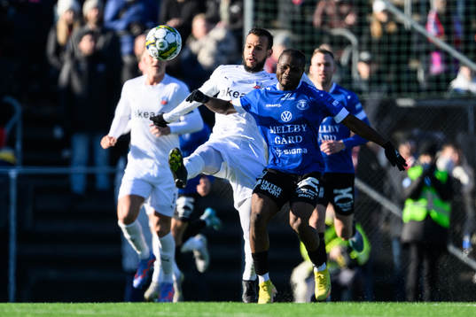 Helsingborgs Sumar Almadjed och Trelleborgs Henry Offia
