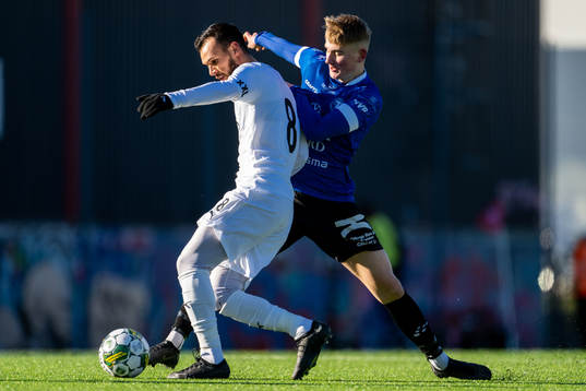 Helsingborgs Sumar Almadjed och Trelleborgs Lukas Minter