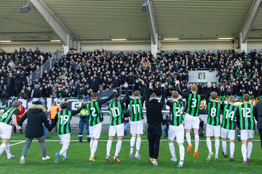 GAIS jublar framför sin klack