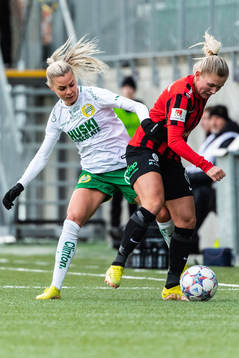 Hammarbys Lotta Ökvist och Brommapojkarnas Ellen Toivio
