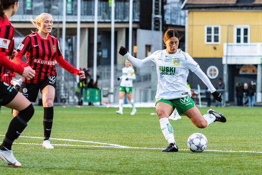 Hammarbys Kyra Cooney-Cross