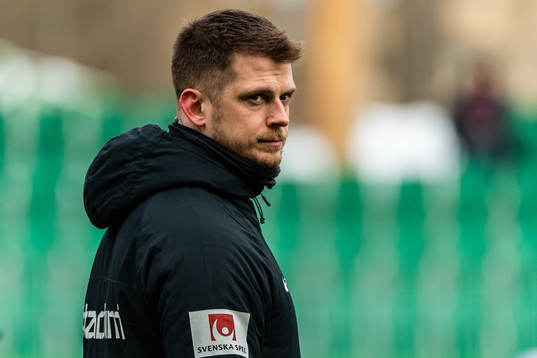 Brommapojkarnas Tränare Daniel Gunnars