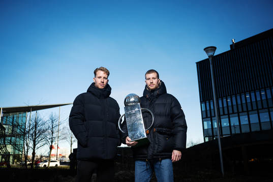 Samuel Gustafson och Simon Gustafson med Lennart Johanssons