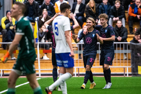 Malmö FFs Sebastian Nanasi jublar