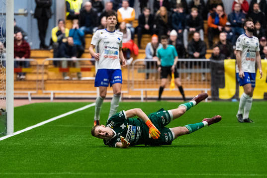 IFK Luleås målvakt Rasmus Juhani Aspholm deppar