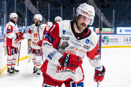 Västerviks Josh Winquist jublar