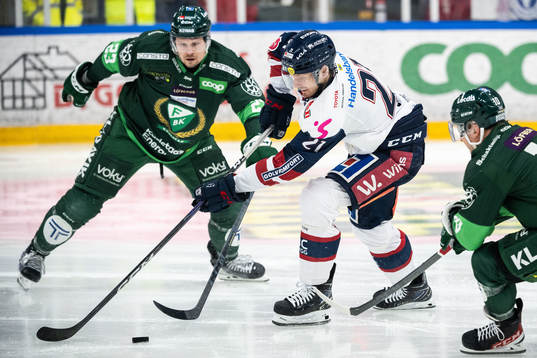 Färjestads Ville Pokka och Linköpings Christoffer Ehn